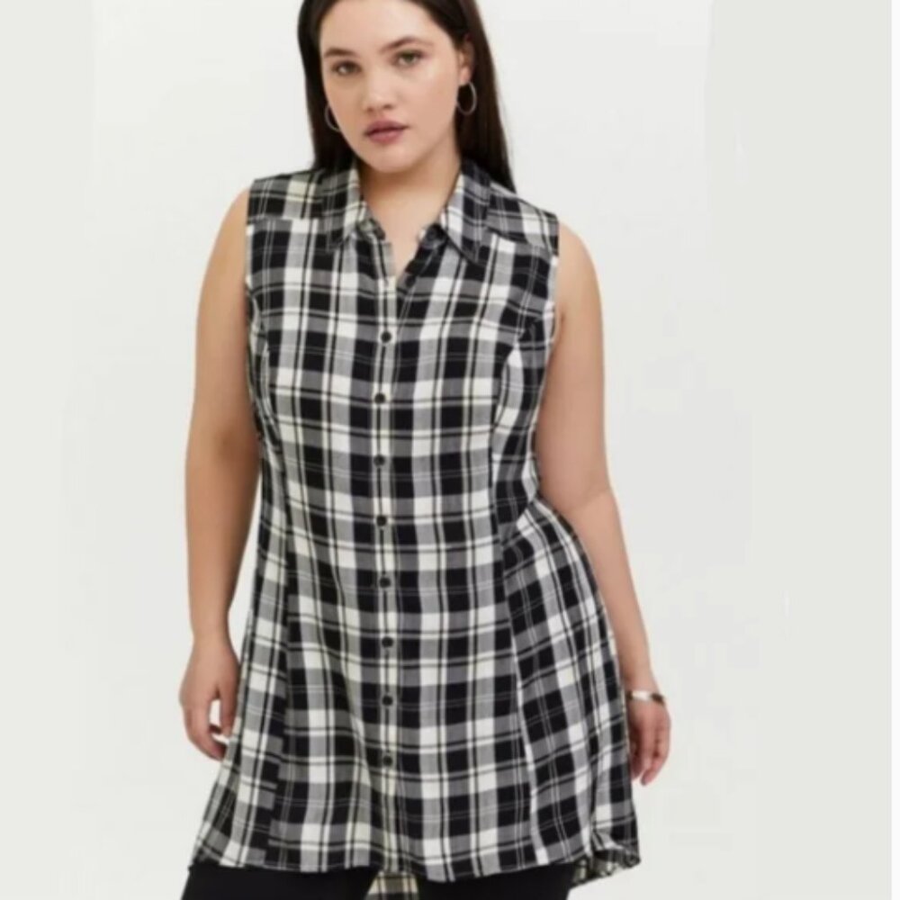 Torrid Black and White Plaid Sleeveless Dress
